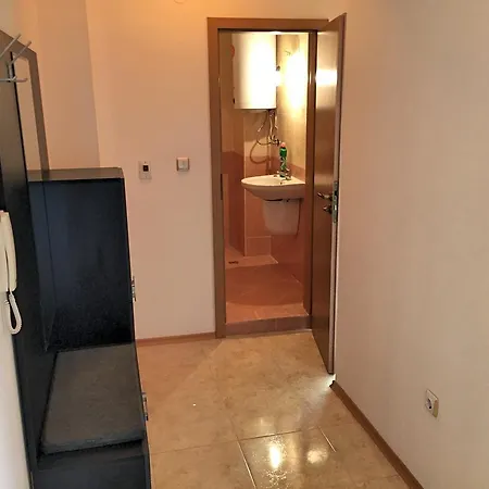 Pearl Beach Two-bedroom Eh Slăntjev Brjag